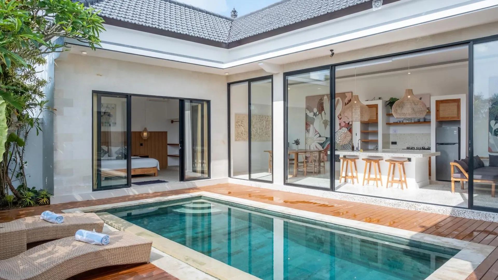Holiday Oasis! Luxury, Private, Entire Villa, Ubud